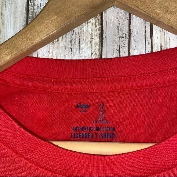 Gap Peanuts Snoopy Christmas Tee - Picture 4 of 4